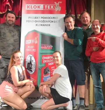 Ochranné pomůcky a potravinová pomoc pro děti z Klokánku