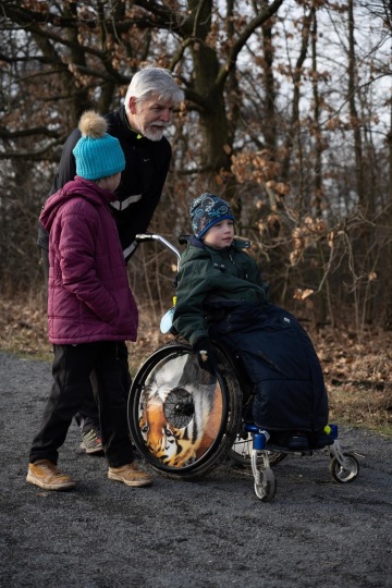 Dnes začínáme! Ukažme, že překážky se lépe překonávají společně.
