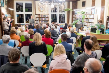 O tématech aktuálního dění jsme si povídali v Knihovně Jana Drdy v Příbrami