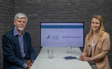 Dlouhá cesta k demokracii: Záznam diskuze s armádním generálem Petrem Pavlem