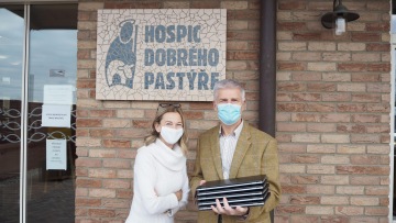 5 notebooků pro zaměstnance a klienty hospice v Čerčanech