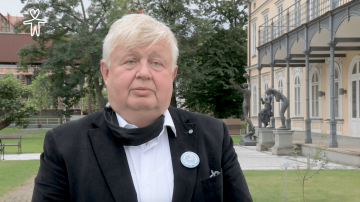 Na začátku epidemie jsme měli ambici zachránit svět