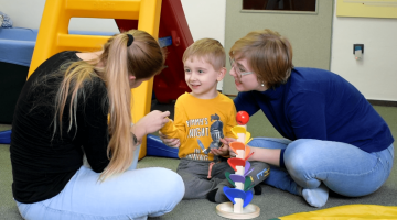 136 hodin individuální péče pro osoby s poruchou autistického spektra