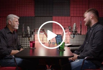 S Generálem Pavlem v podcastu Vlastní cestou